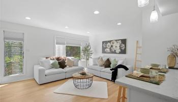 Mariners Village 3 condo # D, Honolulu, Hawaii - photo 4 of 24