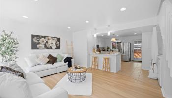 Mariners Village 3 condo # D, Honolulu, Hawaii - photo 4 of 24