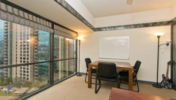 Century Square condo # 1706, Honolulu, Hawaii - photo 3 of 13