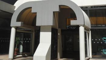 Century Square condo # 2009, Honolulu, Hawaii - photo 2 of 4