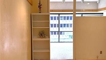 Century Square condo # 701, Honolulu, Hawaii - photo 2 of 12