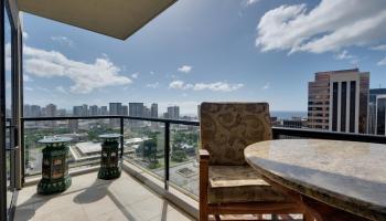 The Pinnacle Honolulu condo # 3200, Honolulu, Hawaii - photo 5 of 20