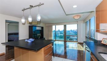 Capitol Place condo # 2302, Honolulu, Hawaii - photo 4 of 25