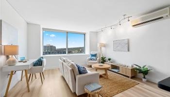 Capitol Place condo # 3405, Honolulu, Hawaii - photo 4 of 25