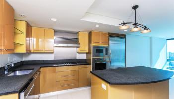 1200 Queen Emma St Honolulu - Rental - photo 5 of 25