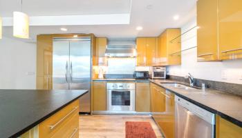 Capitol Place condo # 812, Honolulu, Hawaii - photo 6 of 23