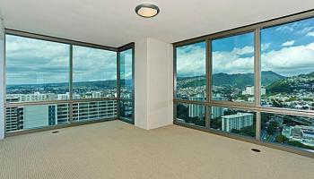 Capitol Place condo # PH3611, Honolulu, Hawaii - photo 5 of 15