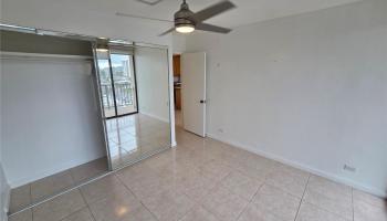 1201 Wilder Ave Honolulu - Rental - photo 5 of 13