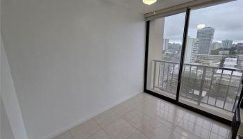 1201 Wilder Ave Honolulu - Rental - photo 6 of 13