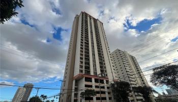 1201 Wilder Ave Honolulu - Rental - photo 2 of 18