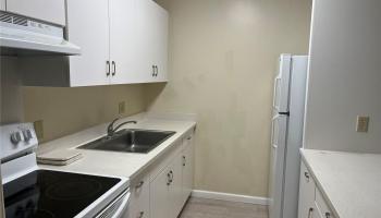 1201 Wilder Ave Honolulu - Rental - photo 2 of 6