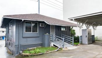 1208  School Street Kamehameha Heights, Honolulu home - photo 5 of 13