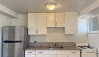 1209 10th Ave Honolulu - Rental - photo 3 of 11