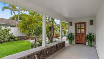 121  Kaha Street Koolaupoko, Kailua home - photo 3 of 25