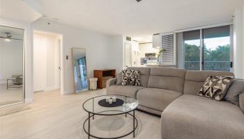 Honolulu Park Place condo # 307, Honolulu, Hawaii - photo 2 of 21