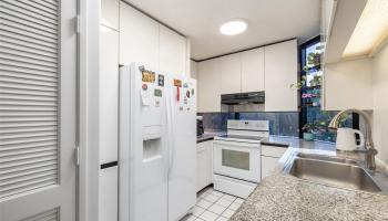 Honolulu Park Place condo # 307, Honolulu, Hawaii - photo 4 of 21