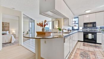 Honolulu Park Place condo # 3703, Honolulu, Hawaii - photo 5 of 25