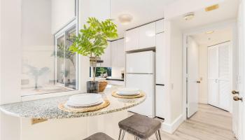 Honolulu Park Place condo # 505, Honolulu, Hawaii - photo 2 of 24