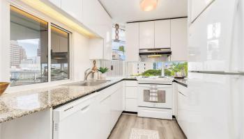 Honolulu Park Place condo # 505, Honolulu, Hawaii - photo 3 of 24