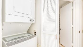 Honolulu Park Place condo # 505, Honolulu, Hawaii - photo 6 of 24