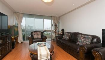 Banyan Tree Plaza condo # 1003, Honolulu, Hawaii - photo 2 of 17