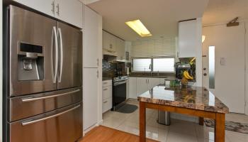 Banyan Tree Plaza condo # 1003, Honolulu, Hawaii - photo 5 of 17