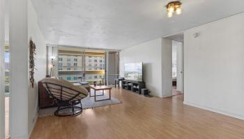 Banyan Tree Plaza condo # 1108, Honolulu, Hawaii - photo 5 of 25