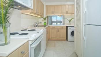 Banyan Tree Plaza condo # 1606, Honolulu, Hawaii - photo 2 of 20 Banyan Tree Plaza condo # 1606, Honolulu, Hawaii - photo 2 of 20