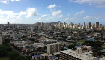 Banyan Tree Plaza condo # 2703, Honolulu, Hawaii - photo 1 of 10 Banyan Tree Plaza condo # 2703, Honolulu, Hawaii - photo 1 of 10