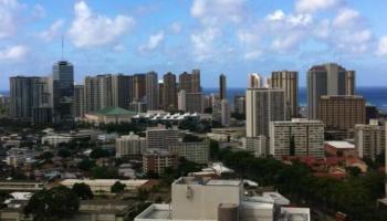 Banyan Tree Plaza condo # 2703, Honolulu, Hawaii - photo 2 of 10 Banyan Tree Plaza condo # 2703, Honolulu, Hawaii - photo 2 of 10