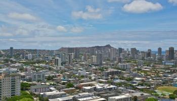 Banyan Tree Plaza condo # 3206, Honolulu, Hawaii - photo 2 of 19 Banyan Tree Plaza condo # 3206, Honolulu, Hawaii - photo 2 of 19