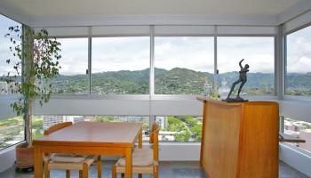 Banyan Tree Plaza condo # 3206, Honolulu, Hawaii - photo 5 of 19