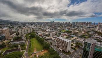 Banyan Tree Plaza condo # 3304, Honolulu, Hawaii - photo 1 of 17 Banyan Tree Plaza condo # 3304, Honolulu, Hawaii - photo 1 of 17
