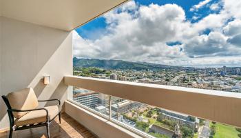 Banyan Tree Plaza condo # 3305, Honolulu, Hawaii - photo 2 of 16 Banyan Tree Plaza condo # 3305, Honolulu, Hawaii - photo 2 of 16