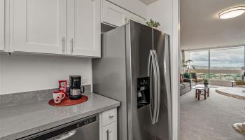 Banyan Tree Plaza condo # 3305, Honolulu, Hawaii - photo 5 of 16