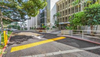 Banyan Tree Plaza condo # 908, Honolulu, Hawaii - photo 1 of 1