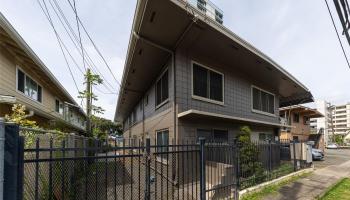 1213 Matlock Ave Honolulu - Multi-family - photo 3 of 25