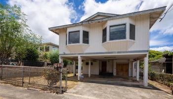 1220 Kapalama Ave Kapalama, Honolulu home - photo 1 of 11 1220 Kapalama Ave Kapalama, Honolulu home - photo 1 of 11
