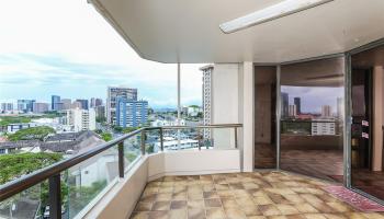 Admiral Thomas Apts condo # 1101, Honolulu, Hawaii - photo 3 of 25