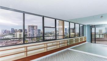 Admiral Thomas Apts condo # 1101, Honolulu, Hawaii - photo 6 of 25