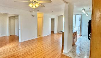 Alexander Towers condo # 1502, Honolulu, Hawaii - photo 4 of 14