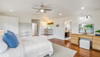 1226  Kahili Street Enchanted Lake, Kailua home - photo 6 of 24