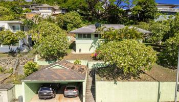 1230  Luna Place Makiki Heights, Honolulu home - photo 2 of 25