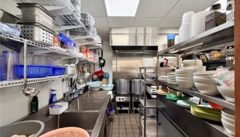 1232 Waimanu St Kakaako  - photo 4 of 13