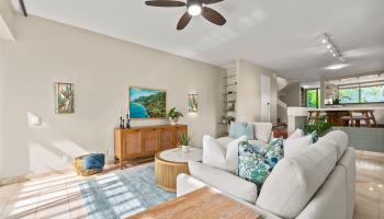 Napua Point condo # 15, Honolulu, Hawaii - photo 3 of 25