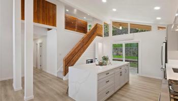 1244  Mokuhano Street Kalama Valley, Hawaii Kai home - photo 3 of 22