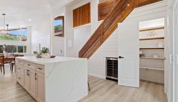 1244  Mokuhano Street Kalama Valley, Hawaii Kai home - photo 4 of 22