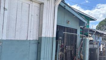1247  Gulick Ave Kalihi-lower, Honolulu home - photo 4 of 24