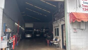 1249 Mookaula St Kalihi Valley  - photo 3 of 4