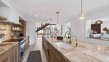 125  Kalaheo Ave Kalama Tract, Kailua home - photo 3 of 25